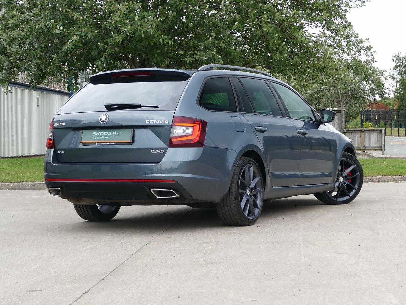 SKODA Octavia vRS Estate 2.0 TDI vRS 4X4 184PS DSG